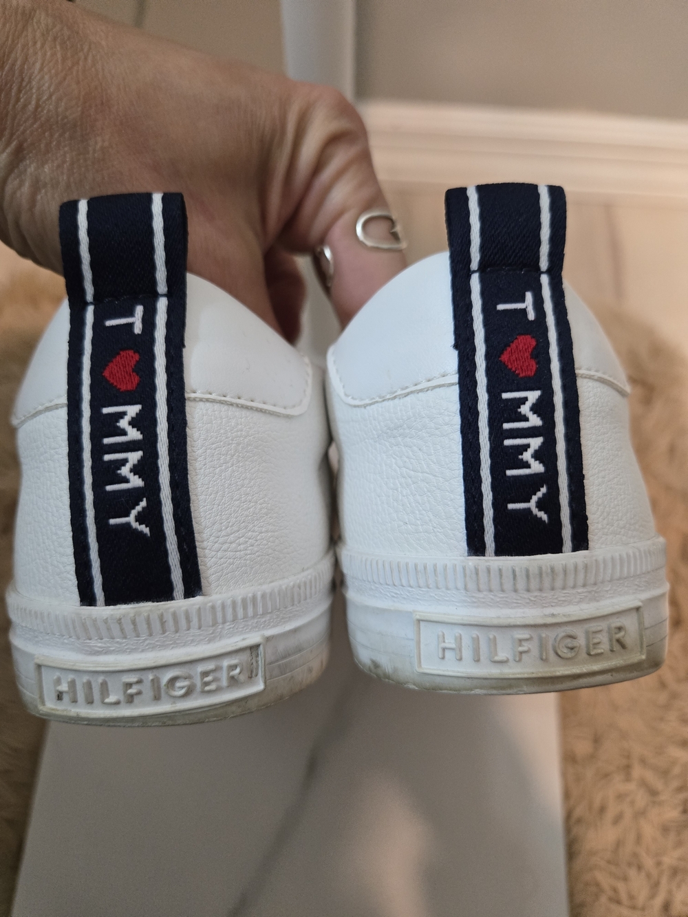 Tommy Hilfiger Women's 9.5 White Sneakers with Navy Heel Tabs and Red Heart